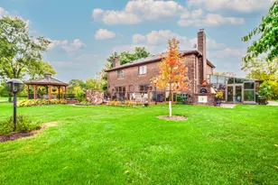 1240 Antietam Dr, Long Grove, IL 60047 - Photo 37