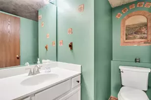 1223 S Elder Ln, Waukegan, IL 60085 - Photo 15