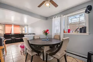 7524 W 63rd Pl, Summit, IL 60501 - Photo 5