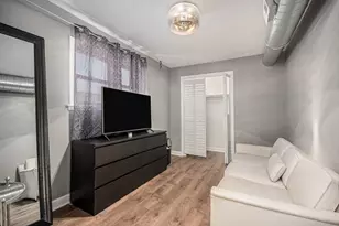 7524 W 63rd Pl, Summit, IL 60501 - Photo 7