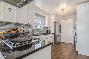 7524 W 63rd Pl, Summit, IL 60501 - Photo 19