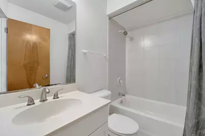 1812 S State Street #3, Chicago, IL 60616 - Photo 17