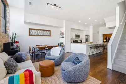 3057 N Clifton Avenue #2, Chicago, IL 60657 - Photo 5