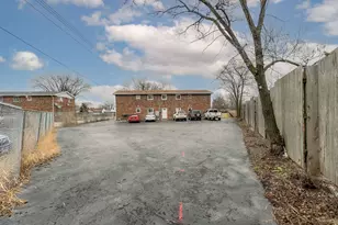 8210 S 84th Ave, Justice, IL 60458 - Photo 15