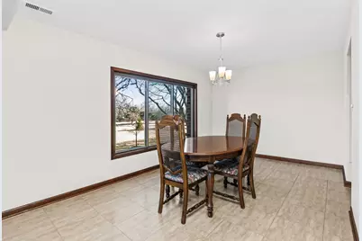 77 Lake Hinsdale Drive #207, Willowbrook, IL 60527 - Photo 17