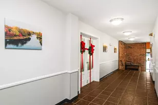 77 Lake Hinsdale Dr, Willowbrook, IL 60527 - Photo 3