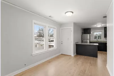 1144 N Austin Boulevard #2, Oak Park, IL 60302 - Photo 7