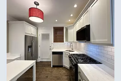 1406 W Cornelia Avenue #1, Chicago, IL 60657 - Photo 3