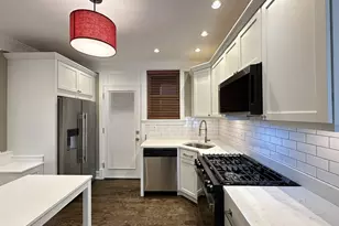 1406 W Cornelia Ave, Chicago, IL 60657 - Photo 3