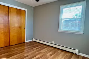 637 Pasadena Ave, Beecher, IL 60401 - Photo 11