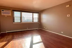 637 Pasadena Ave, Beecher, IL 60401 - Photo 5