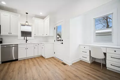 247 Highwood Avenue, Highwood, IL 60040 - Photo 7