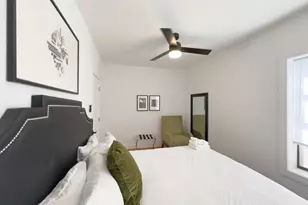 637 W Cornelia Ave, Chicago, IL 60657 - Photo 15