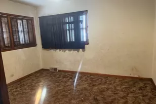 8936 S Jeffery Blvd, Chicago, IL 60617 - Photo 11