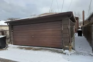 8936 S Jeffery Blvd, Chicago, IL 60617 - Photo 21