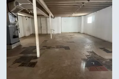 8936 S Jeffery Boulevard, Chicago, IL 60617 - Photo 13