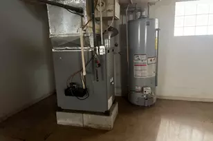 8936 S Jeffery Blvd, Chicago, IL 60617 - Photo 15