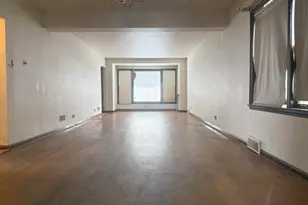 8936 S Jeffery Blvd, Chicago, IL 60617 - Photo 3