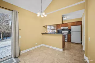 2027 Teton Pkwy, Algonquin, IL 60102 - Photo 5