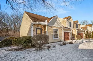 2027 Teton Pkwy, Algonquin, IL 60102 - Photo 1