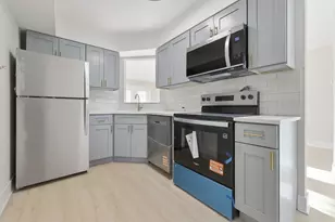 4180 Williamsburg Ct, Glenview, IL 60025 - Photo 7