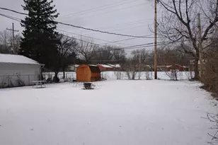 832 McKinley Ave, Mundelein, IL 60060 - Photo 11