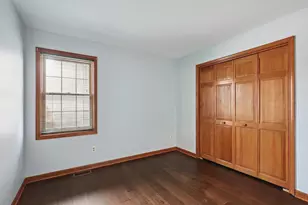 720 Lancaster Ln, Geneva, IL 60134 - Photo 9