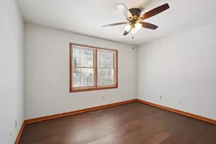 720 Lancaster Ln, Geneva, IL 60134 - Photo 7