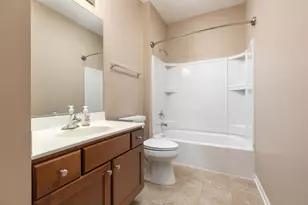 2629 Camberley Cir, Naperville, IL 60564 - Photo 21