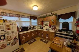 1014 17th St, Rock Island, IL 61201 - Photo 3