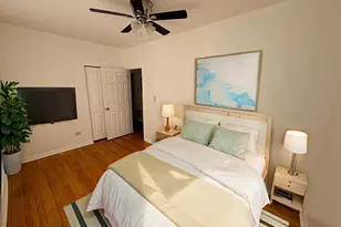 1322 W 57th Street W, Chicago, IL 60636 - Photo 13