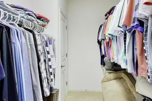 2594 Venetian Ln, Elgin, IL 60124 - Photo 19