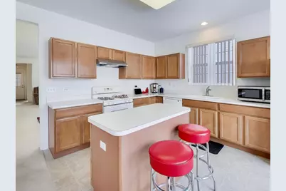 2594 Venetian Lane, Elgin, IL 60124 - Photo 7