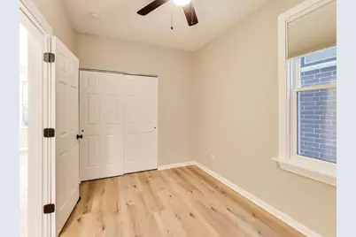 4213 W Roscoe Street #1, Chicago, IL 60641 - Photo 11