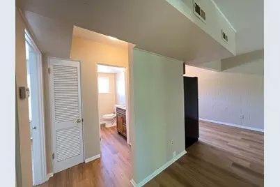 2900 Elizabeth Avenue #2S, Zion, IL 60099 - Photo 11