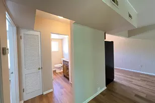 2900 Elizabeth Ave, Zion, IL 60099 - Photo 11