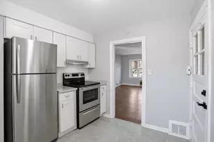 6550 N Ridge Blvd, Chicago, IL 60626 - Photo 5