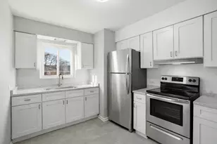 6550 N Ridge Blvd, Chicago, IL 60626 - Photo 3