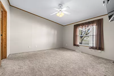 404 E Wood Lane, Belvidere, IL 61008 - Photo 9