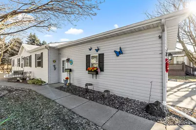 404 E Wood Lane, Belvidere, IL 61008 - Photo 1