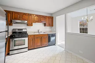 109 Rob Roy Ln, Prospect Heights, IL 60070 - Photo 9