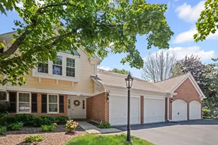 109 Rob Roy Ln, Prospect Heights, IL 60070 - Photo 1