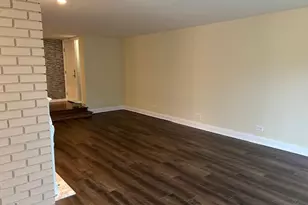 1 Oak Brook Club Dr, Oak Brook, IL 60523 - Photo 13