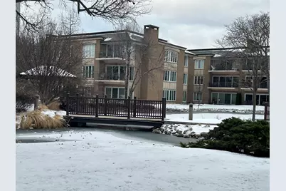 1 Oak Brook Club Drive #A105, Oak Brook, IL 60523 - Photo 5