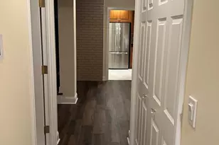 1 Oak Brook Club Dr, Oak Brook, IL 60523 - Photo 25