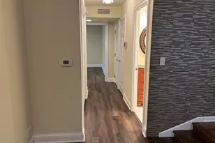 1 Oak Brook Club Dr, Oak Brook, IL 60523 - Photo 11