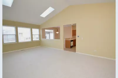 16242 Tomahawk Lake Court, Crest Hill, IL 60403 - Photo 5