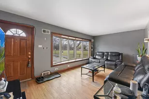 5317 S Hamilton Ave, Chicago, IL 60609 - Photo 3
