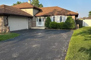 19205 Ada St, Lansing, IL 60438 - Photo 3