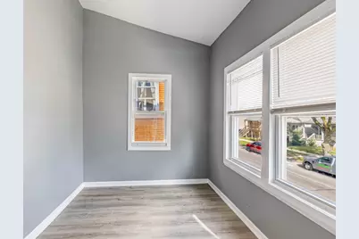 8428 S Escanaba Avenue, Chicago, IL 60617 - Photo 15